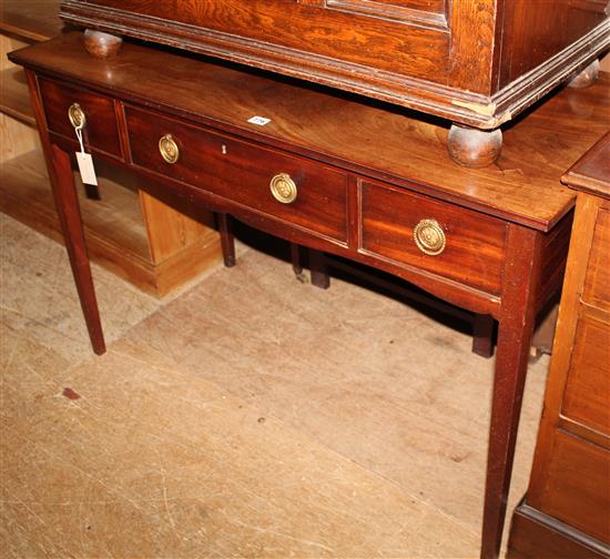 George III mahogany side table fitted three drawers